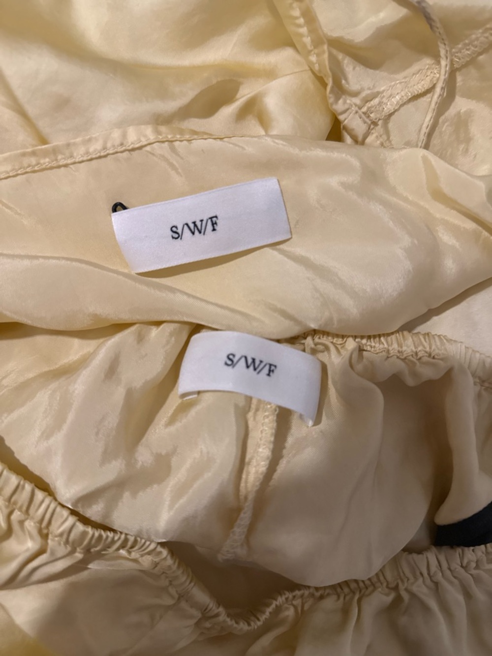SWF Mellow Yellow Satin Set - Picture 4 of 5